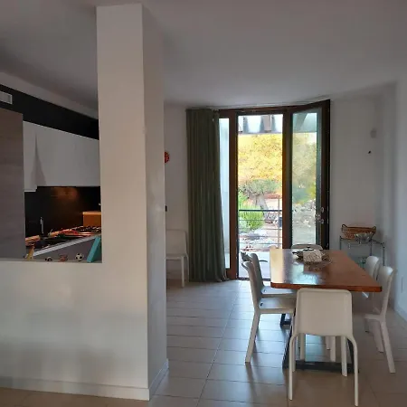 Casa Centopezze بيت للعطل كاروفينيو